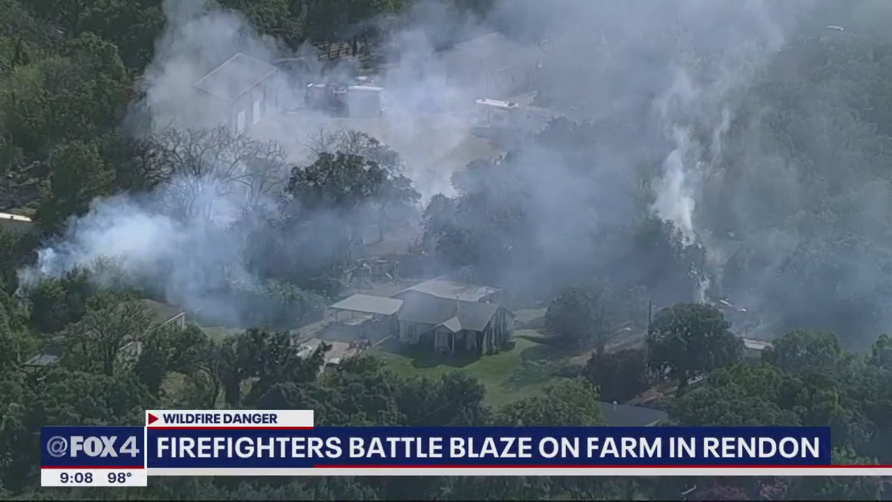 Irving firefighters battle apartment fire in summer heat