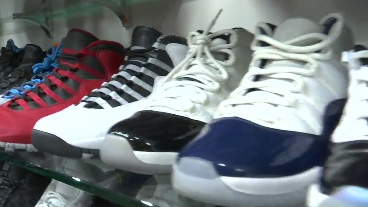 Bayou City Buzz: Sneaker Summit Storefront