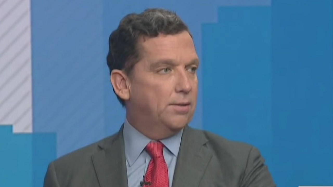 Tough week for mayoral candidate Tony Buzbee