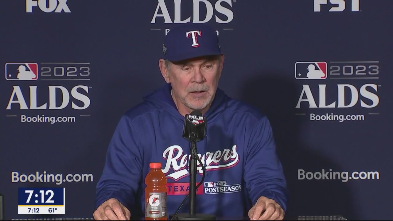 Texas Rangers win fourth straight playoff game