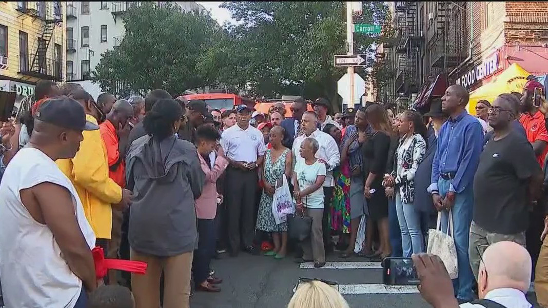 Brooklyn nightclub shooting vigil held for victims as police search for gunmen