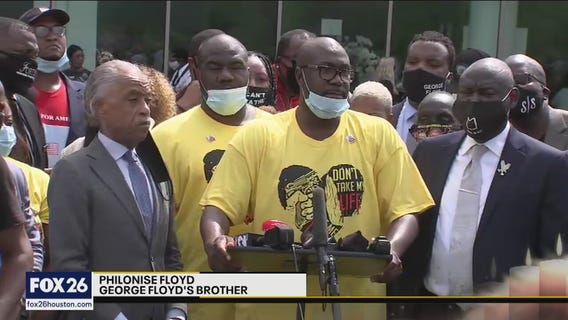 Floyd family calls for justice outside public visitation