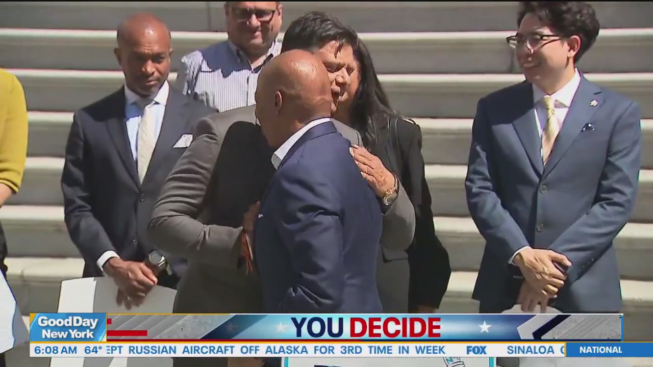 Adams, Mamdani land new endorsements in heated NYC mayoral race