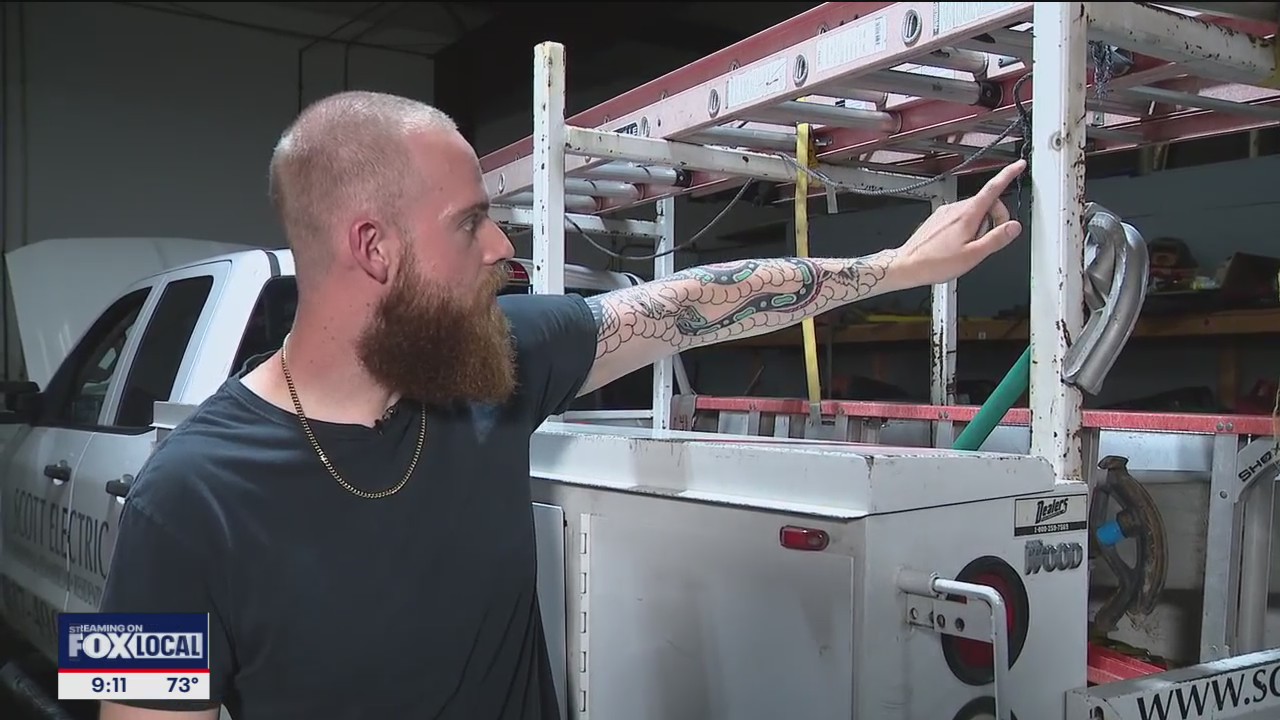 Video shows lightning hit truck in Fort Worth