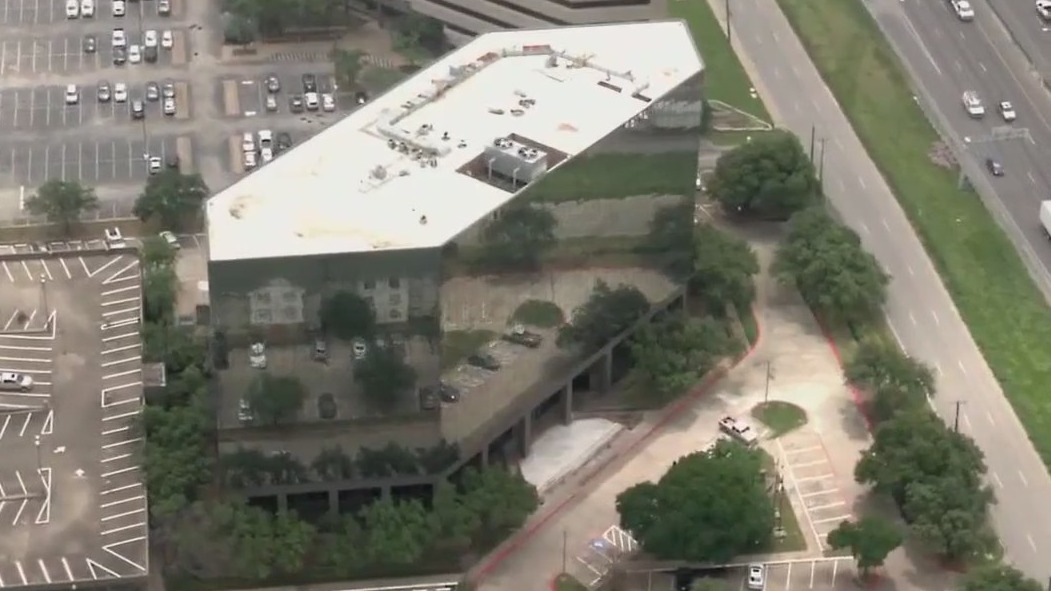 Dallas questions purchase of now-vacant $14M building