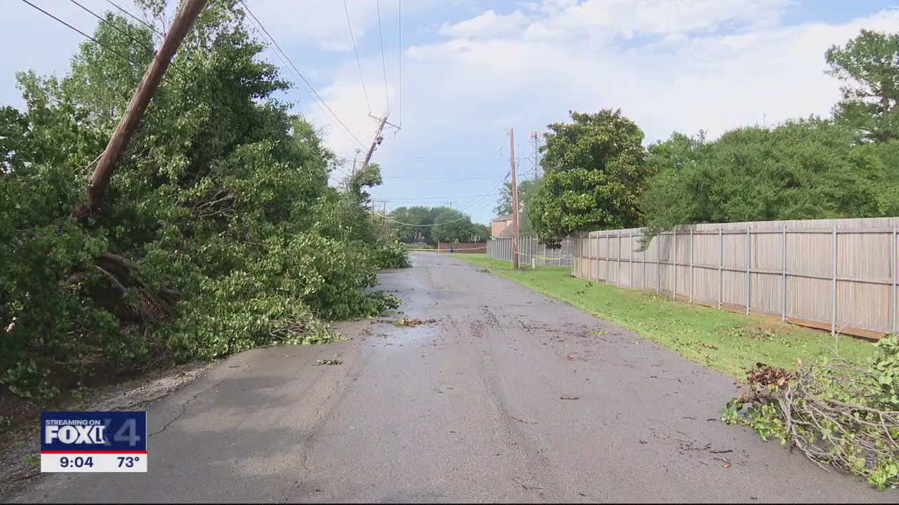 Lake Highlands neighbors begin cleanup process