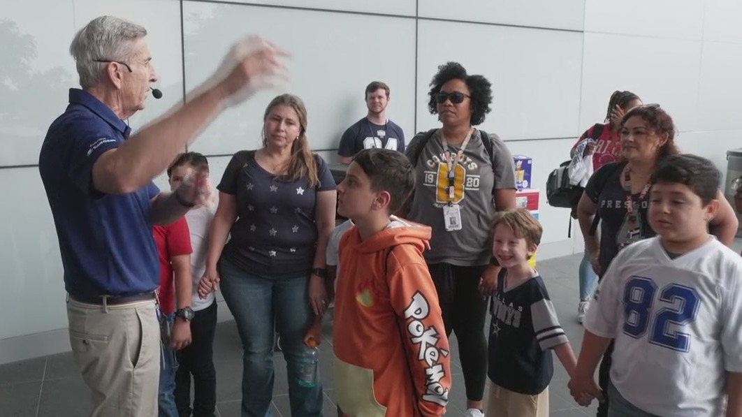 Garland ISD students get special tour of AT&T Stadium