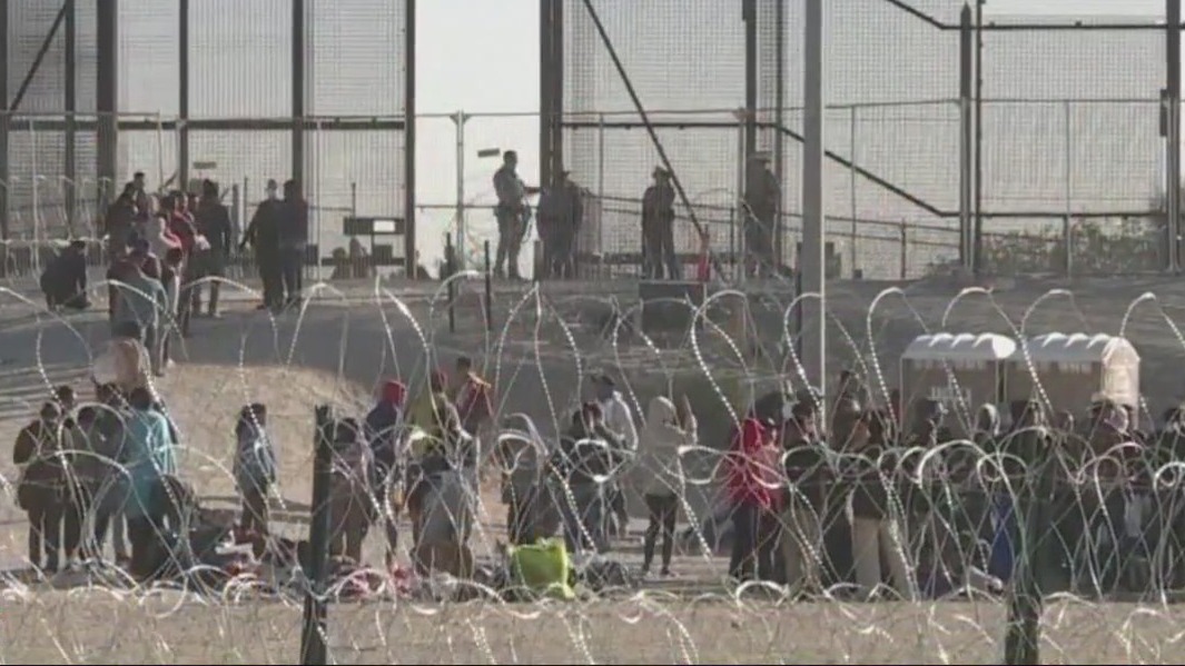 Illegal border crossings in Texas down 74%