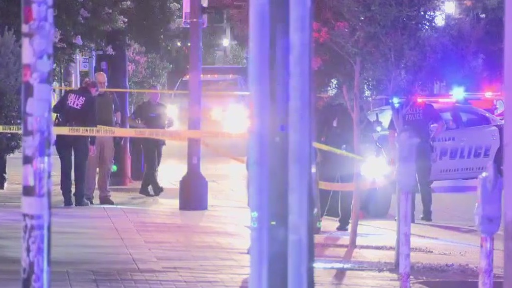 Deep Ellum shooting injures 4, police say