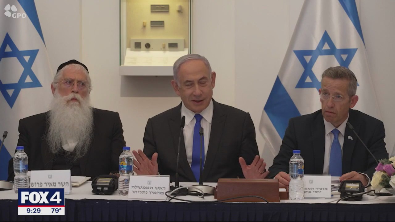 Gantz, Eisenkot quit Netanyahu's War Cabinet