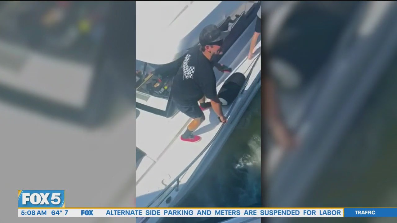 Passengers injured after boats crash in East River