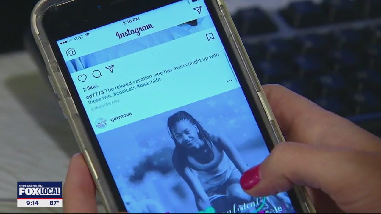 US official calls for warnings on social media