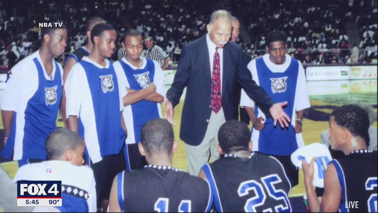 Legendary FW coach Robert Hughes dies at age 96