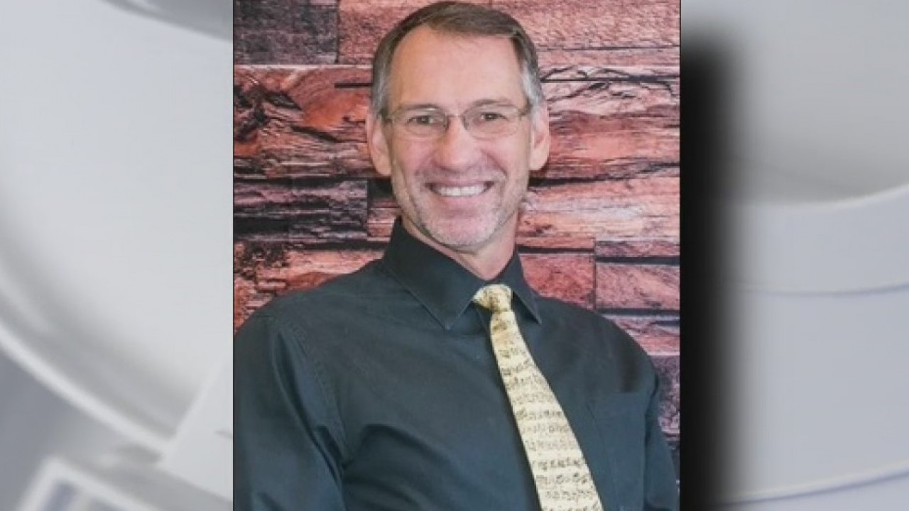 Robert Peri admitted to having child porn, police say