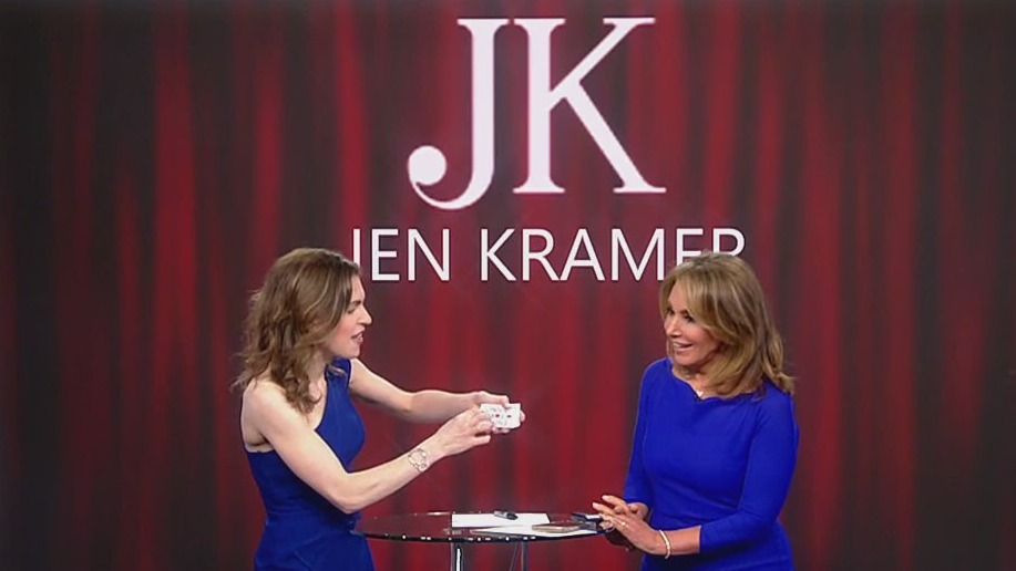 Magician Jen Kramer Dazzles GDNY