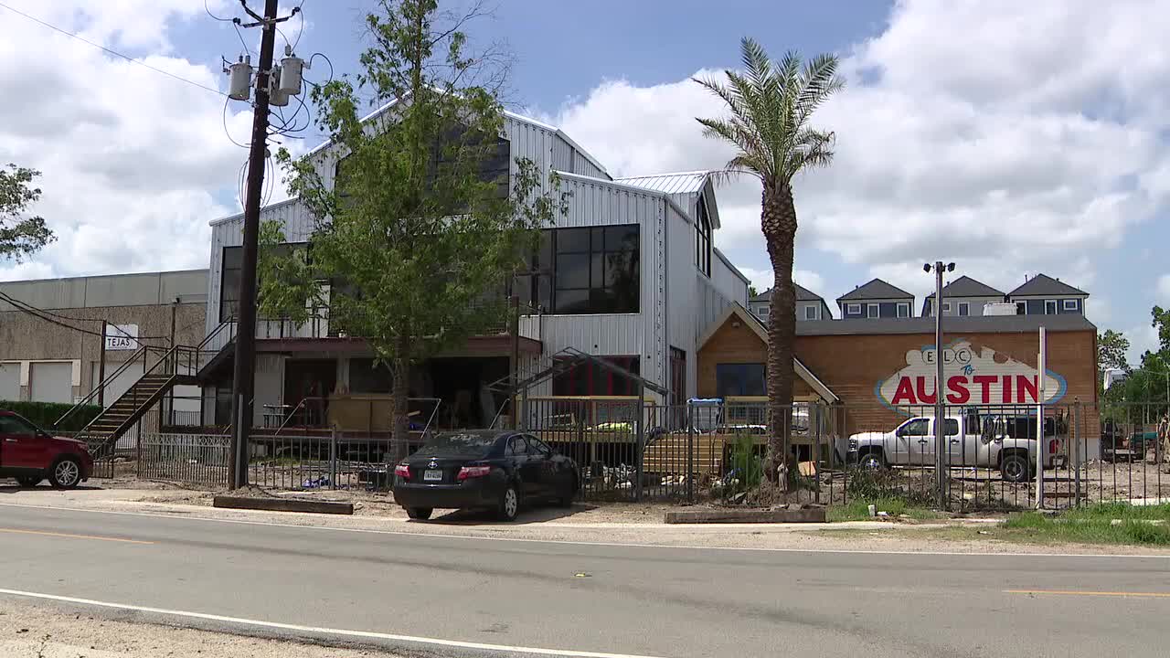 'Welcome To Austin' mural outside upcoming Houston Heights beer garden