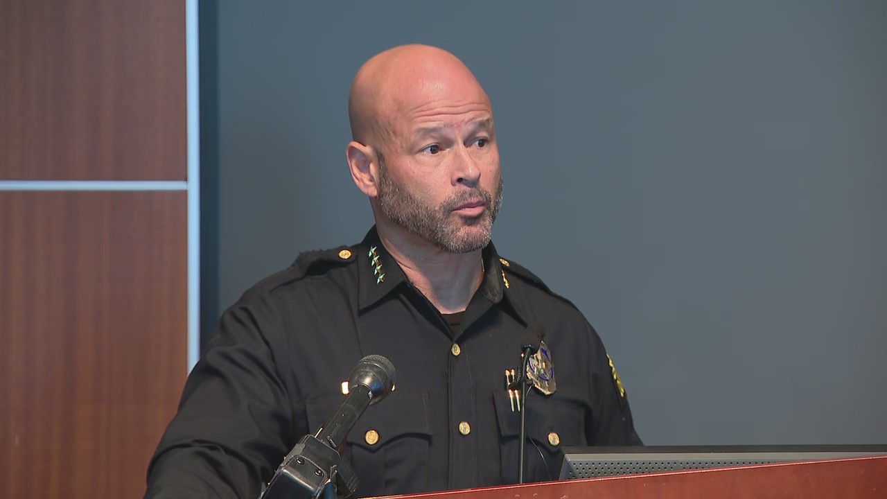 RAW: Dallas police on shooting of armed robbery suspect