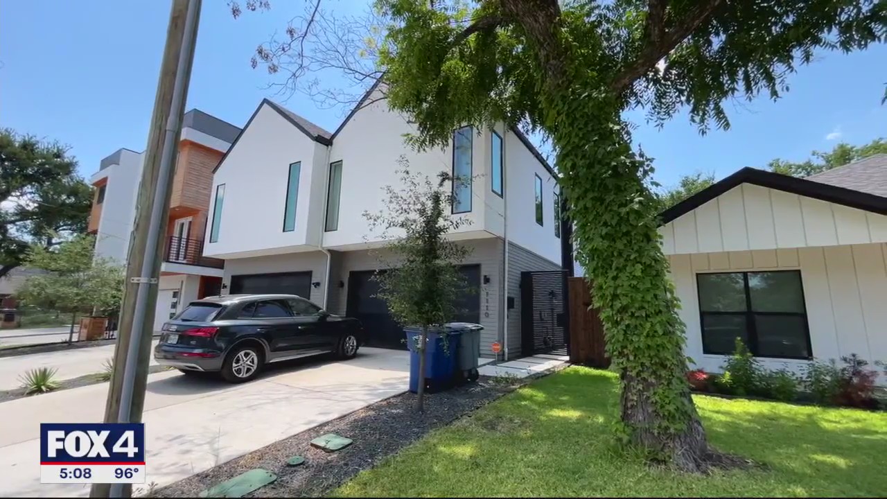 Plan to ban multiplexes in neghborhoods denied