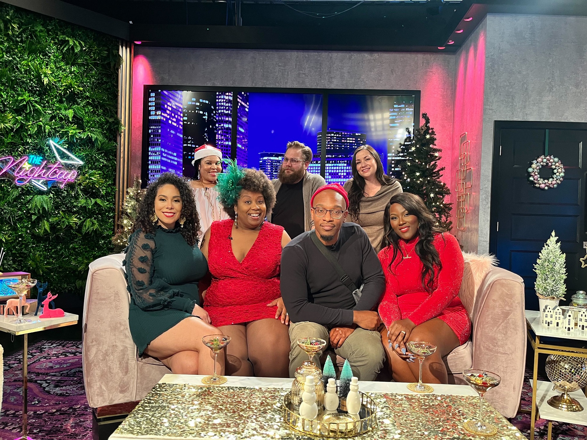 Women love Christmas, men don?t?