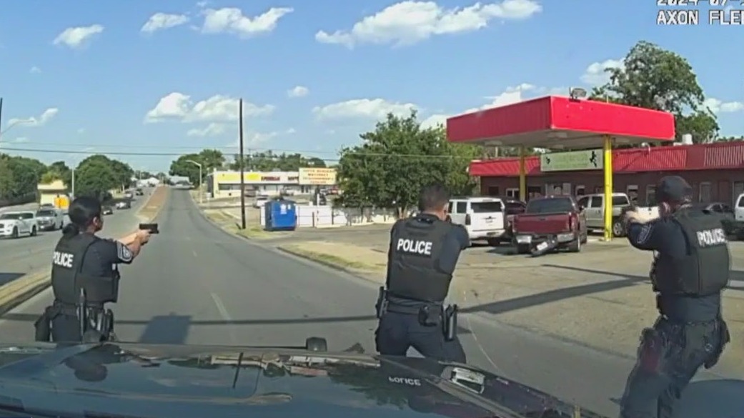 Fort Worth police release video of suspect's shooting
