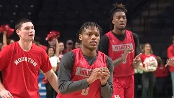 University Houston Cougars going to second round of NCAA Tournament