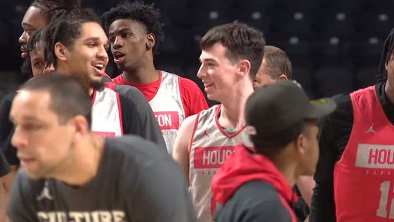 University Houston Cougars prepare to play Auburn in NCAA Tournment