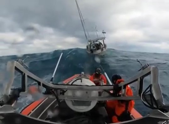 WATCH: Coast Guard rescues couple stranded off Galveston shore