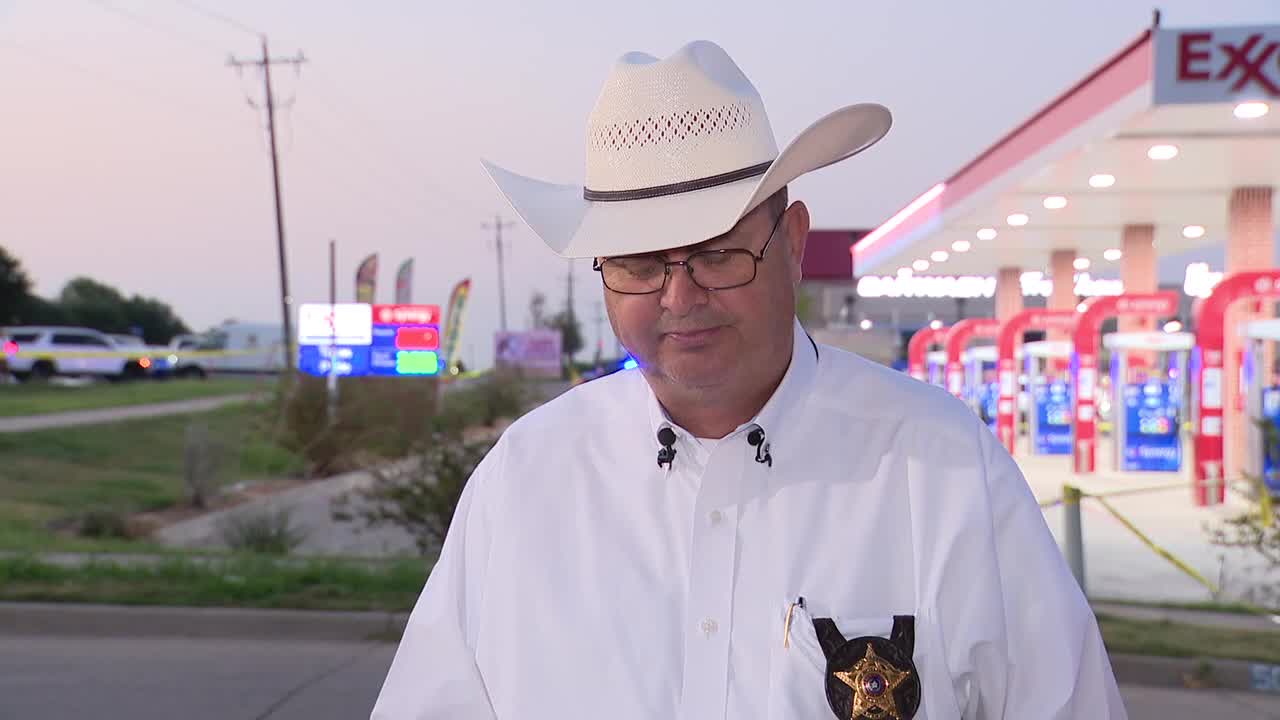 Forney shooting injures 2 officers, kills suspect