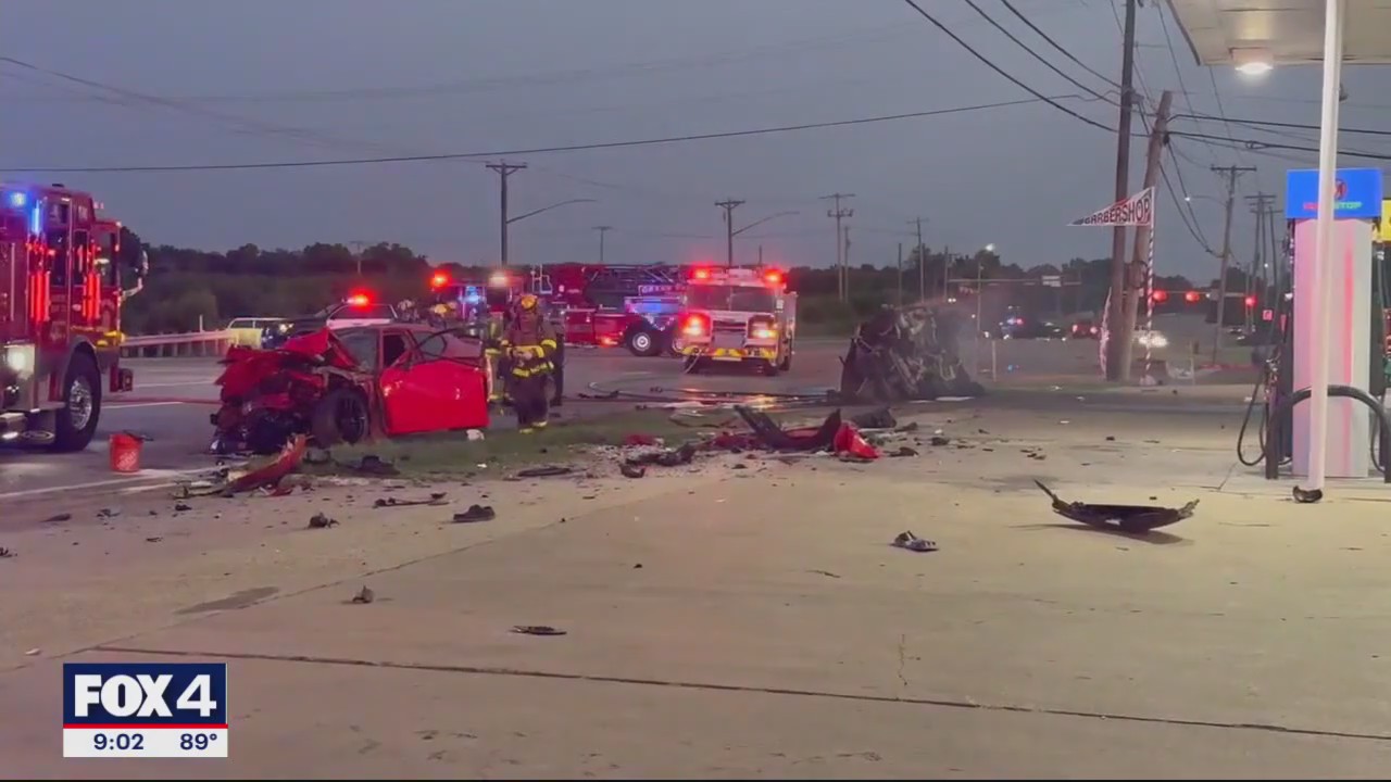 Grand Prairie street racing crash kills 4