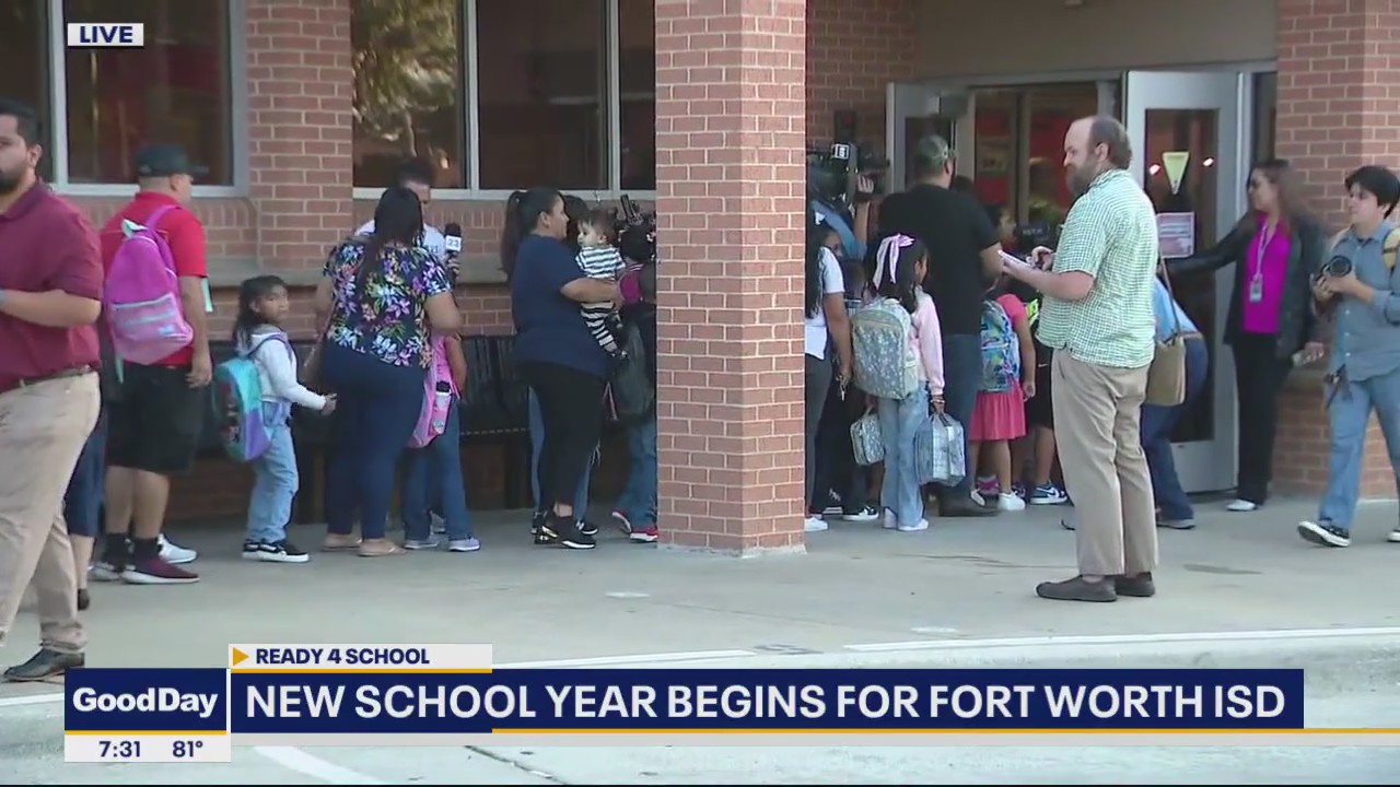 New school year begins for students in Fort Worth