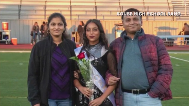 Family killed on the way to UT Dallas move-in day