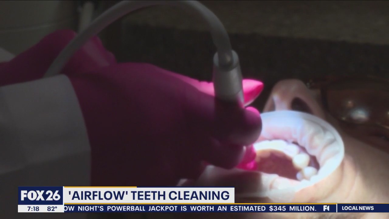 'Airflow' teeth cleaning: How it works