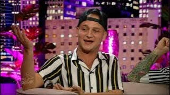 Tops, bottoms, and sides, oh my!