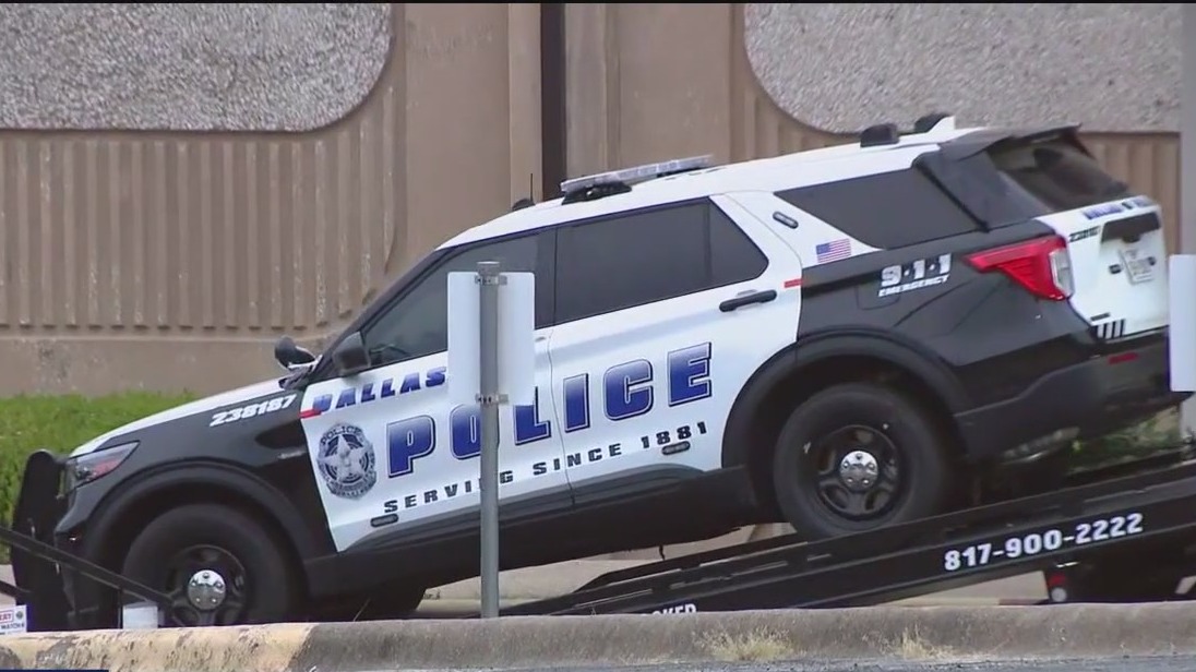 Dallas police officer killed, 2 hurt in shooting