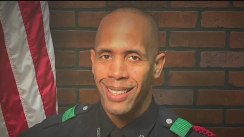 Vigil for Officer Darron Burks at Paul Quinn College