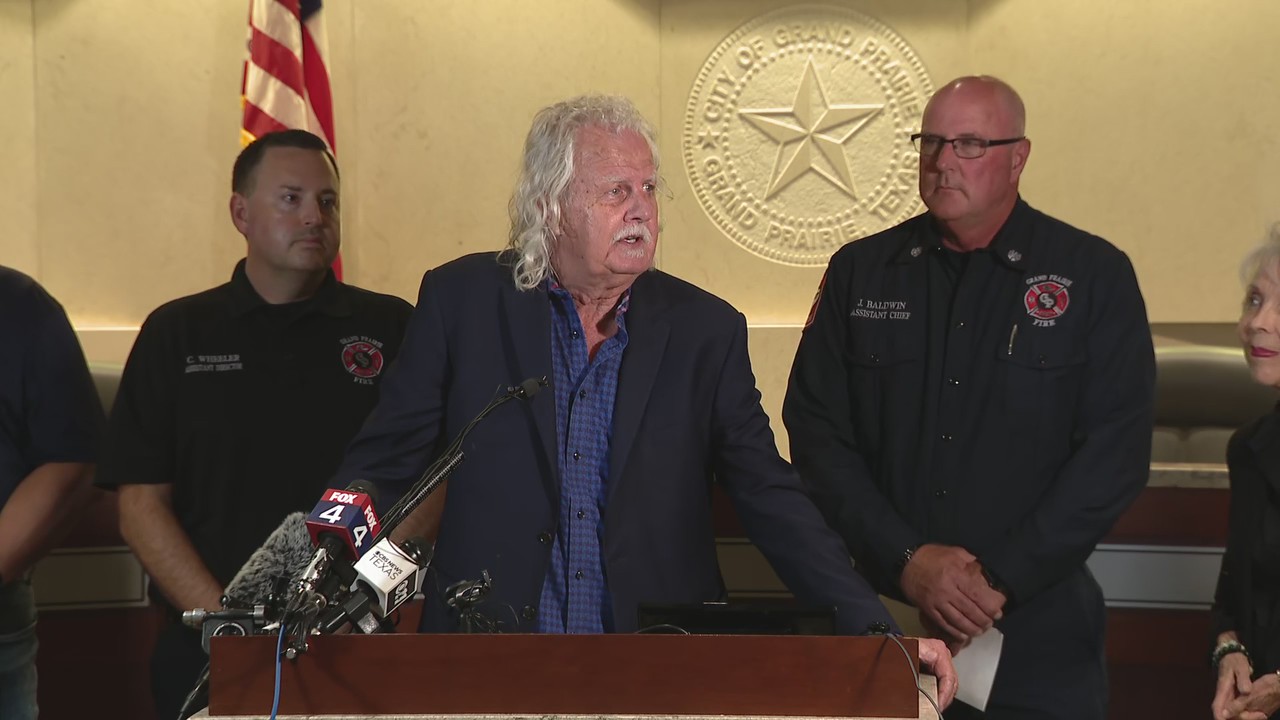 Grand Prairie officials: Fire foam contaminated water