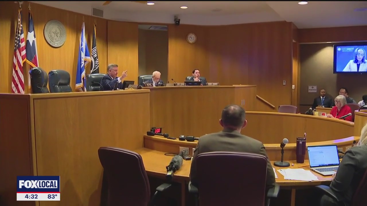 TarCo commissioners approve early voting sites