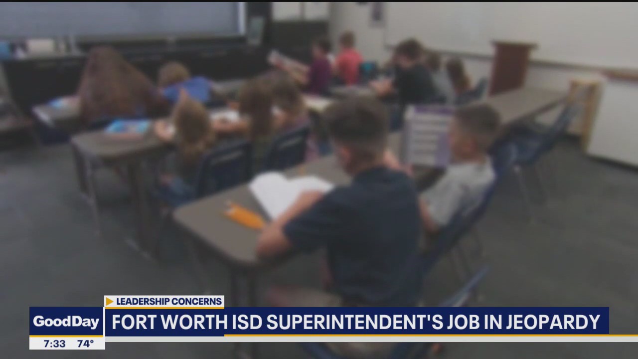 Fort Worth ISD discusses superintendent's future