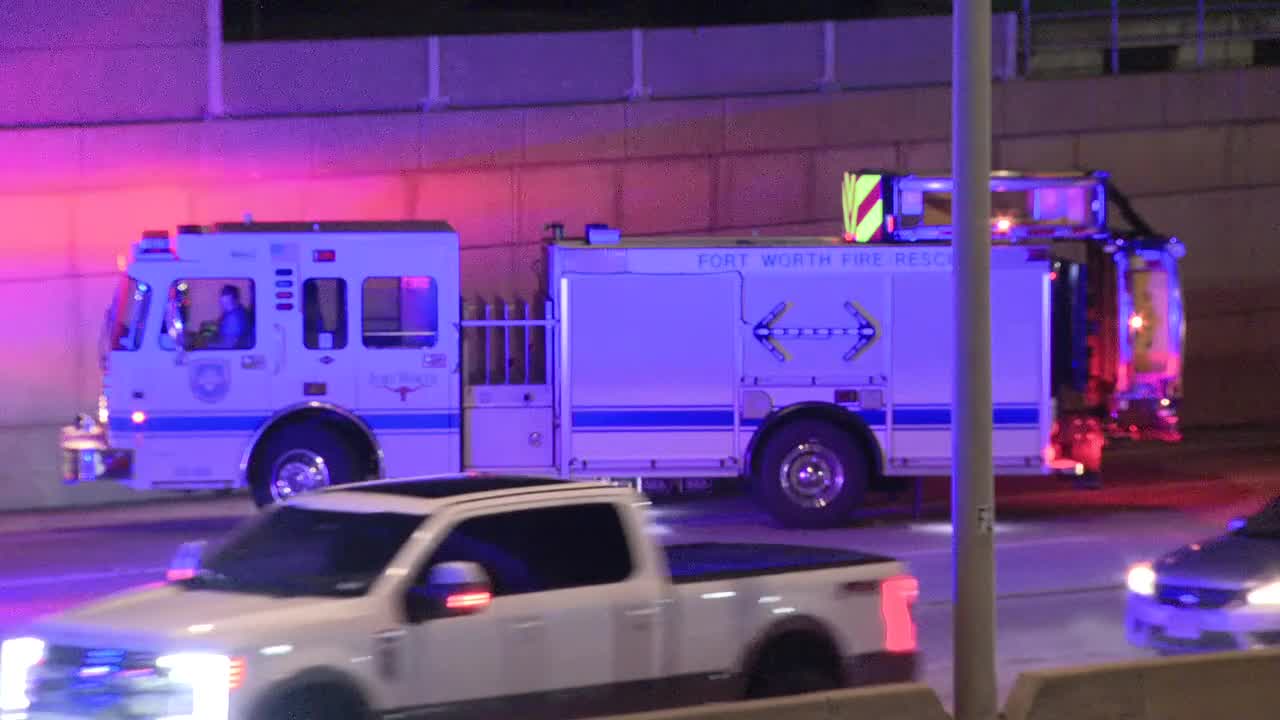 Driver hits Fort Worth fire engine