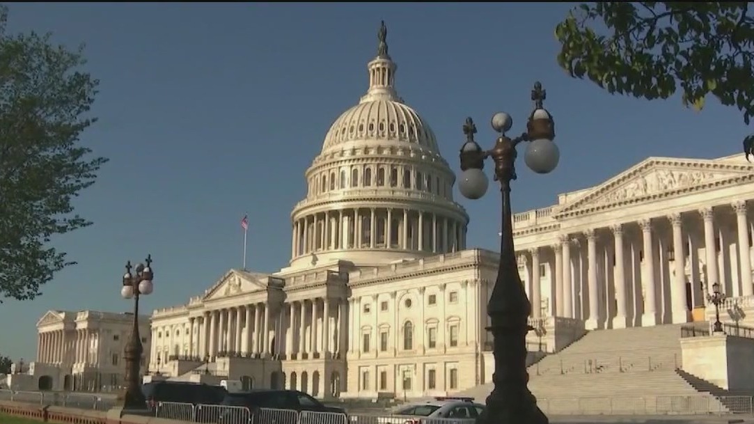 Government shutdown starts: Who's working, what's open?