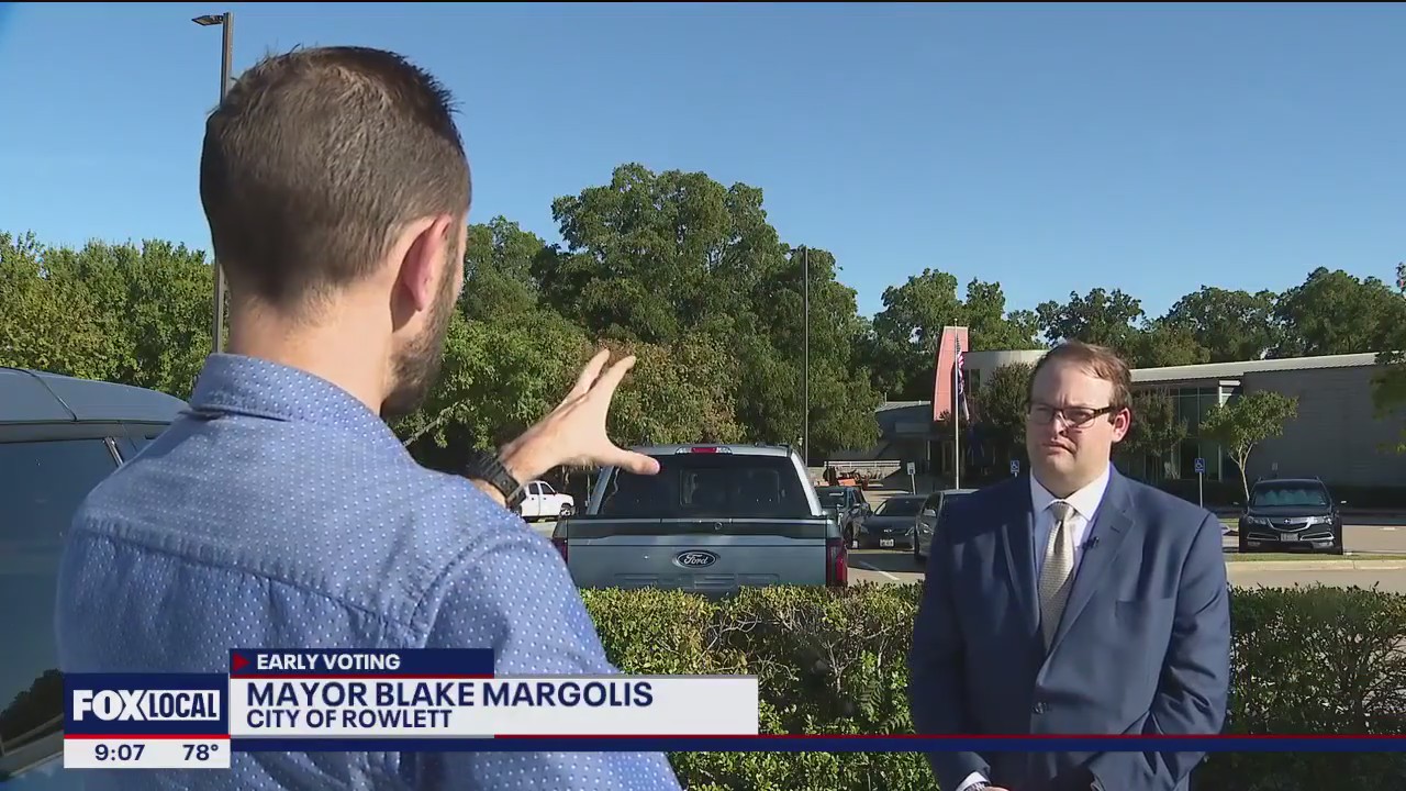 Mayor cries foul after early voting site moved