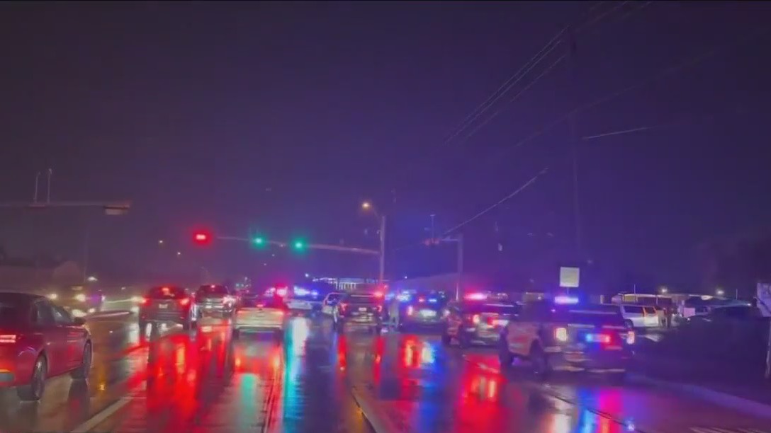 Pearland shooting: 3 adults, 2 children shot