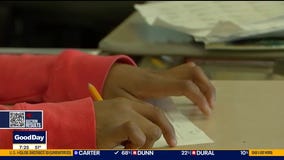 Abbott moves even closer to passing school vouchers