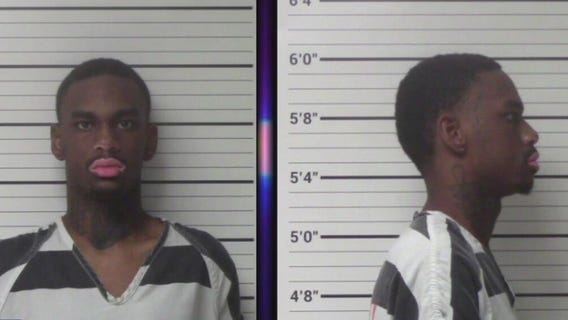 20-year-old out on bond for murder behind bars again