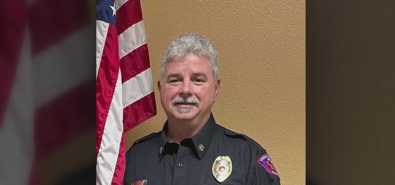 Fort Bend Fire Chief dies while fighting fire