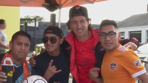 Houston Dynamo tailgate at Trill Burgers