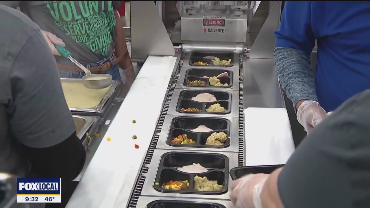 Meals on Wheels deliver Thanksgiving food to 5K seniors