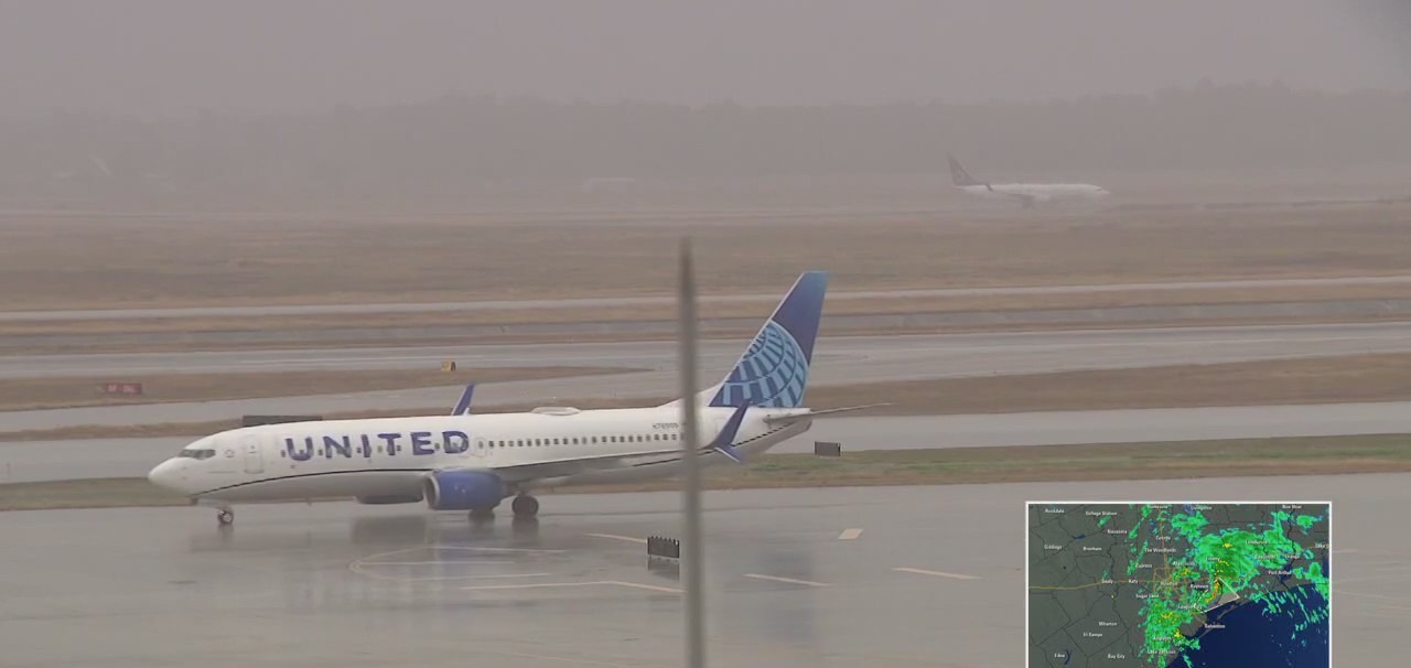 United expands with $2.6B terminal project