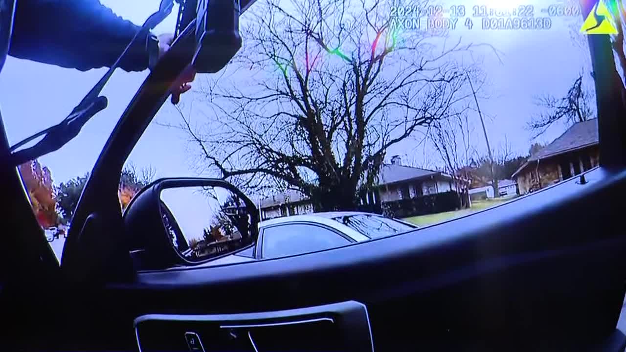 WATCH: DeSoto officers fatally shoot knife-wielding man