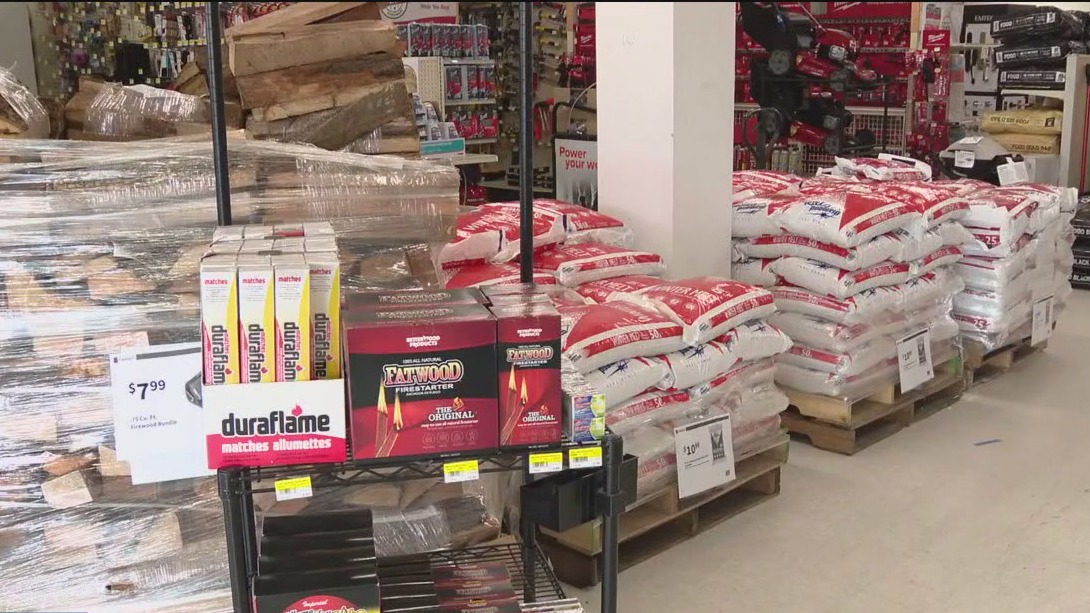 North Texans rush to prepare for freezing weather